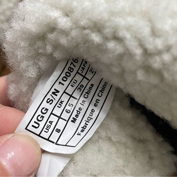 UGG AUSTRALIA Charlee Chestnut Ankle Boots With Sherpa Cuff Detail - Picture 5 of 16